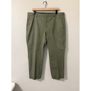 Banana Republic Women's Pants Avery Casual‎ Green Straight Leg Size: 16